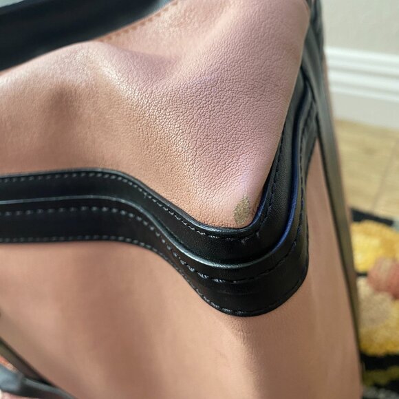 Chloé Alison Top Handle Leather Bag - Picture 14 of 16